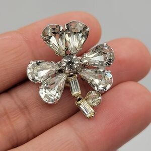 Cute Vintage Silver and Gold Rhinestone Floral Brooch
